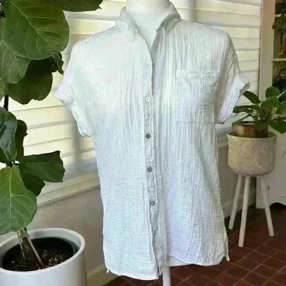 EUC Lola River Button Up Shirt Women's XS Solid Short Sleeve Front Pocket
